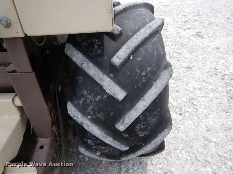 image for item HM9697 Grasshopper 616 ZTR lawn mower