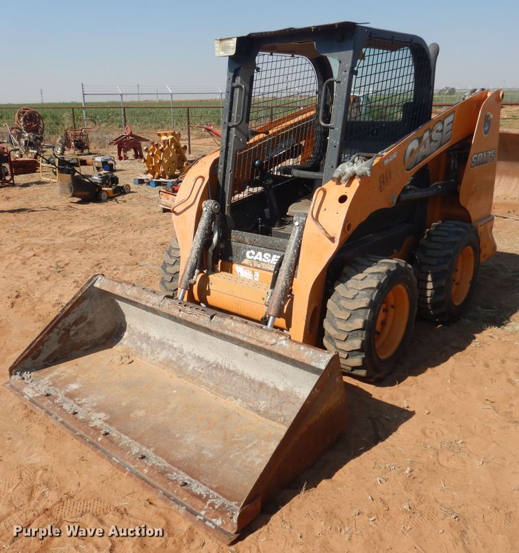 image for item HO9032 2013 Case SR175  skid steer loader
