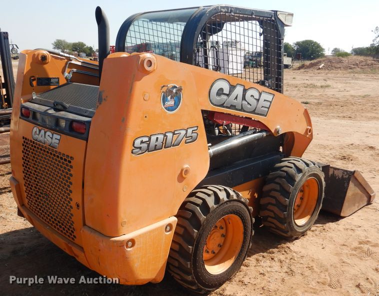 image for item HO9032 2013 Case SR175  skid steer loader
