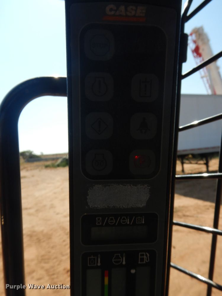 image for item HO9032 2013 Case SR175  skid steer loader