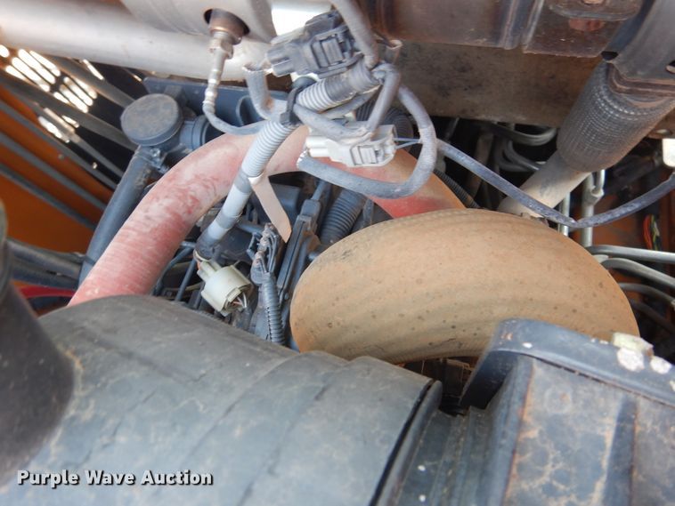 image for item HO9032 2013 Case SR175  skid steer loader