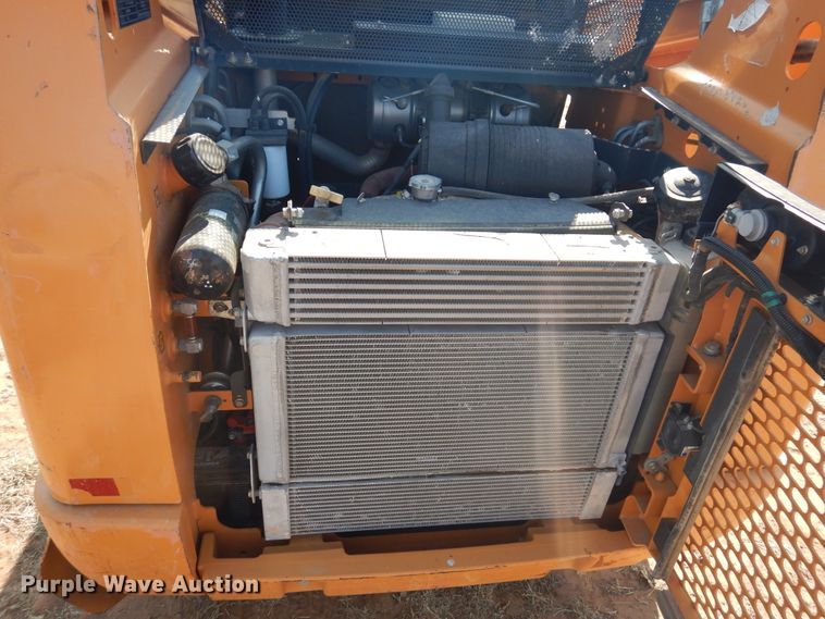 image for item HO9032 2013 Case SR175  skid steer loader