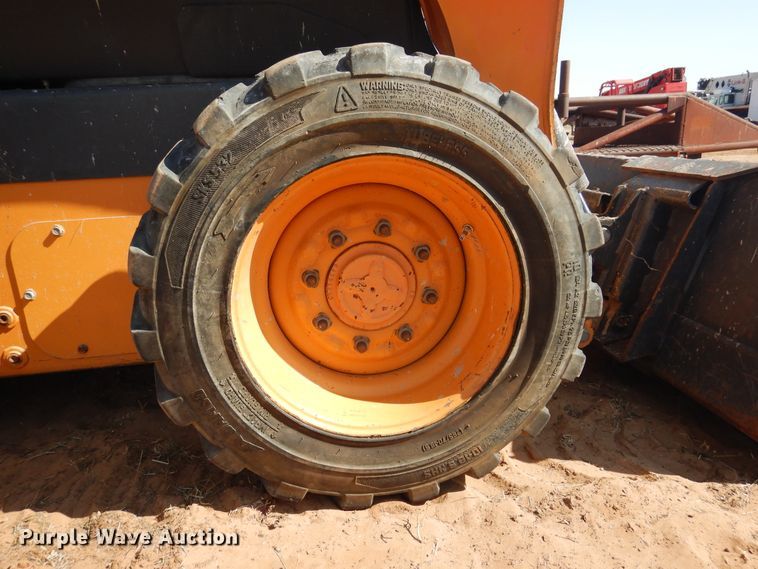image for item HO9032 2013 Case SR175  skid steer loader
