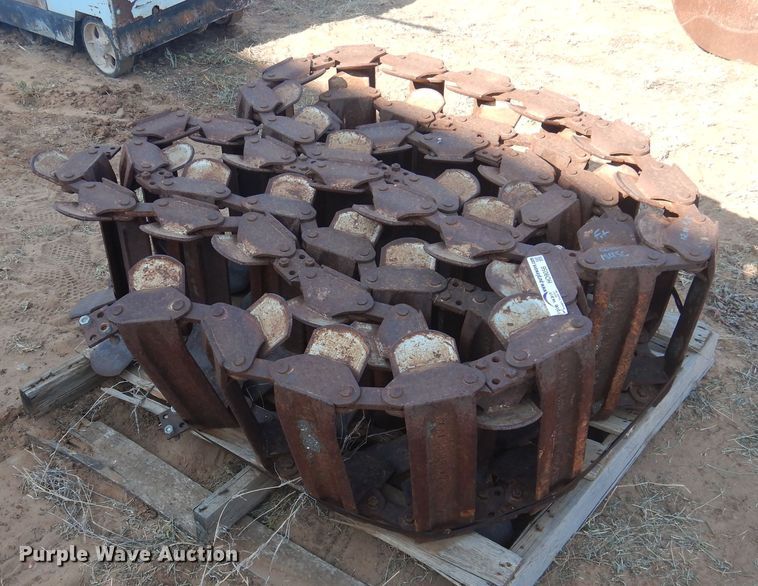 (2) 16"W over the tire tracks in Wolfforth, TX Item HO9056 sold