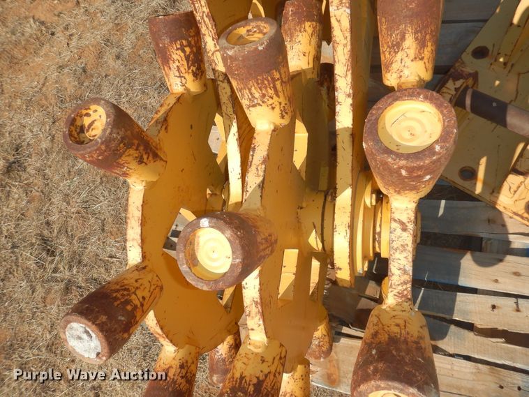 image for item HO9066 American Compaction excavator wheel