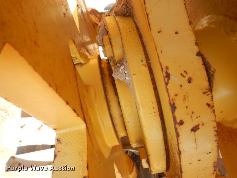 image for item HO9066 American Compaction excavator wheel