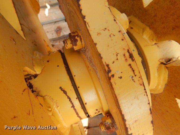 image for item HO9066 American Compaction excavator wheel