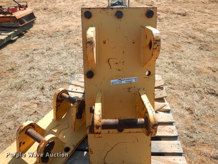 image for item HO9066 American Compaction excavator wheel