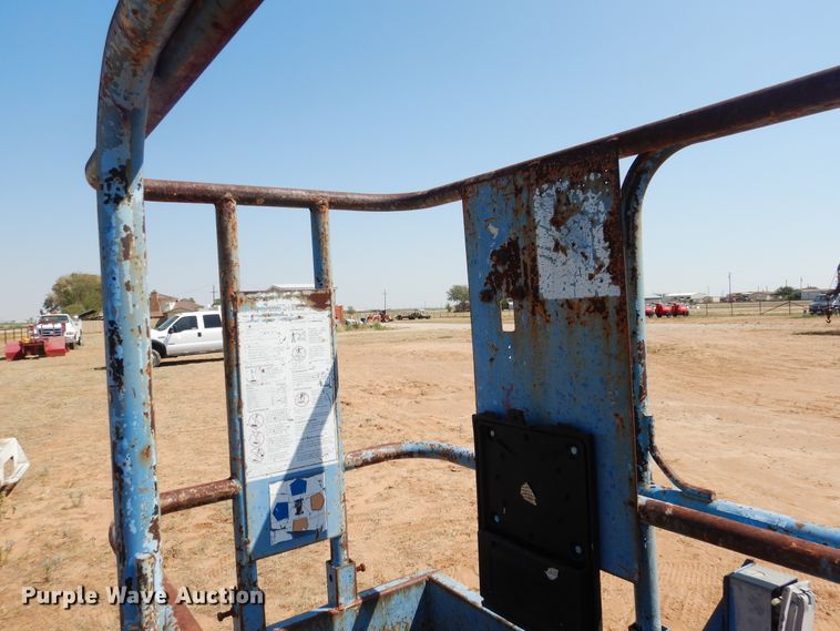 image for item HO9079 Genie G5-1930  scissor lift