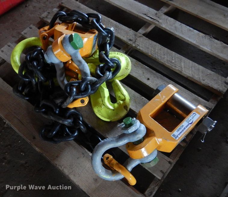 image for item HO9081 (2) sets of lifting chains