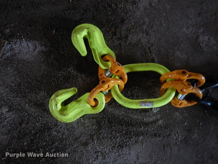image for item HO9081 (2) sets of lifting chains