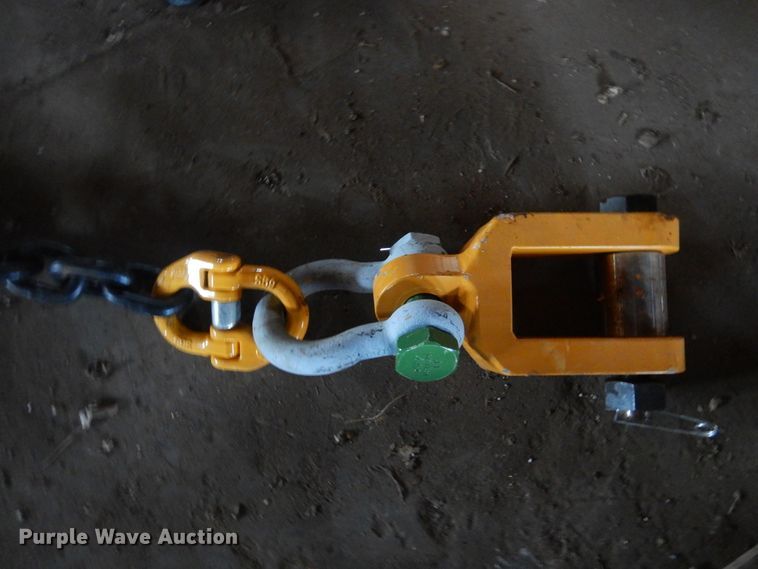 image for item HO9081 (2) sets of lifting chains