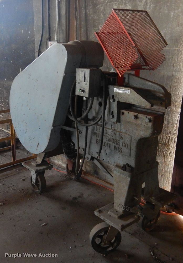 image for item HO9082 Hendley and Whittemore fly wheel metal shear