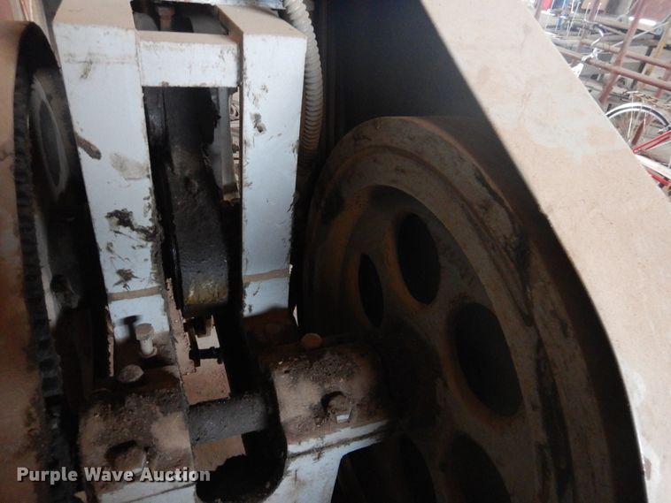 image for item HO9082 Hendley and Whittemore fly wheel metal shear