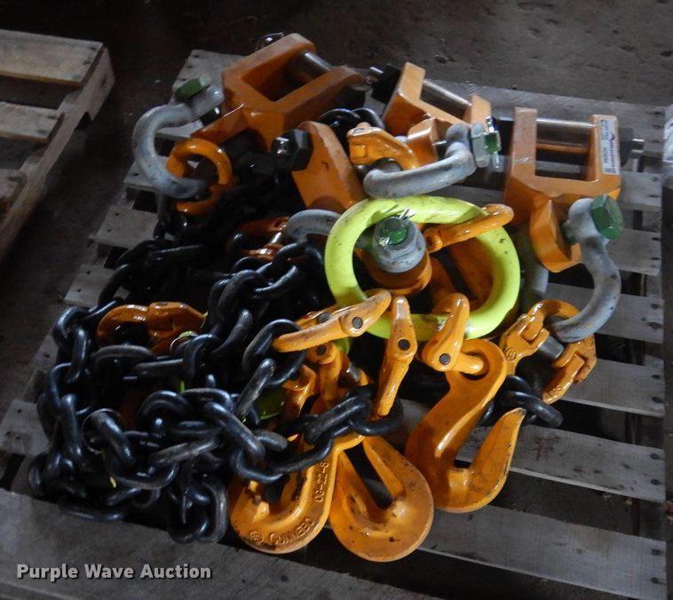 image for item HO9084 (2) sets of lifting chains