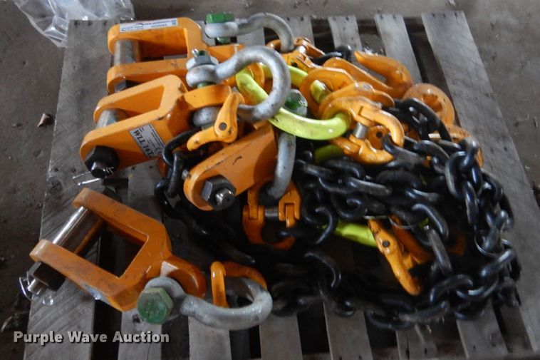 image for item HO9084 (2) sets of lifting chains