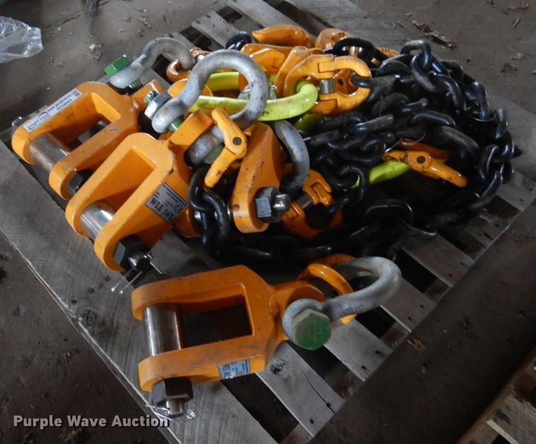 image for item HO9084 (2) sets of lifting chains