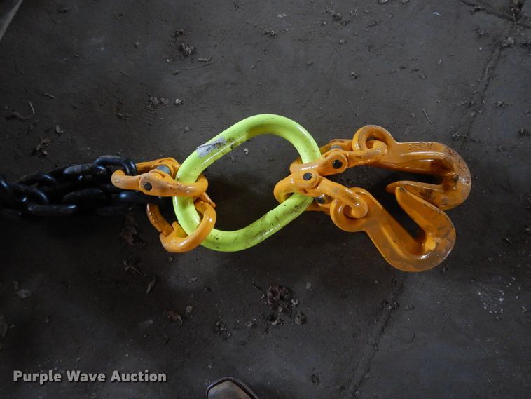 image for item HO9084 (2) sets of lifting chains