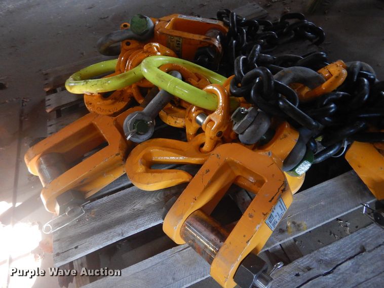 image for item HO9085 (2) sets of lifting chains