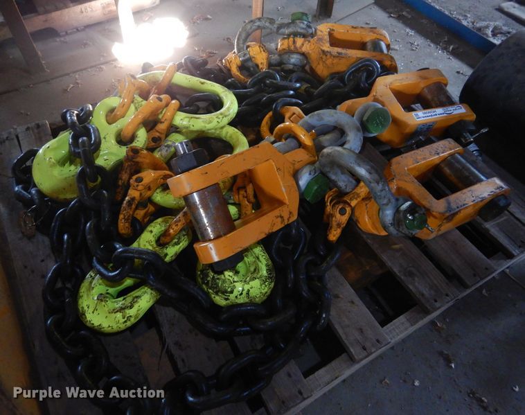 image for item HO9086 (2) sets of lifting chains