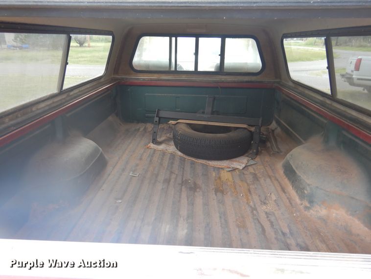 image for item HO9134 1988 Ford F150  pickup truck