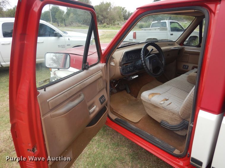 image for item HO9134 1988 Ford F150  pickup truck