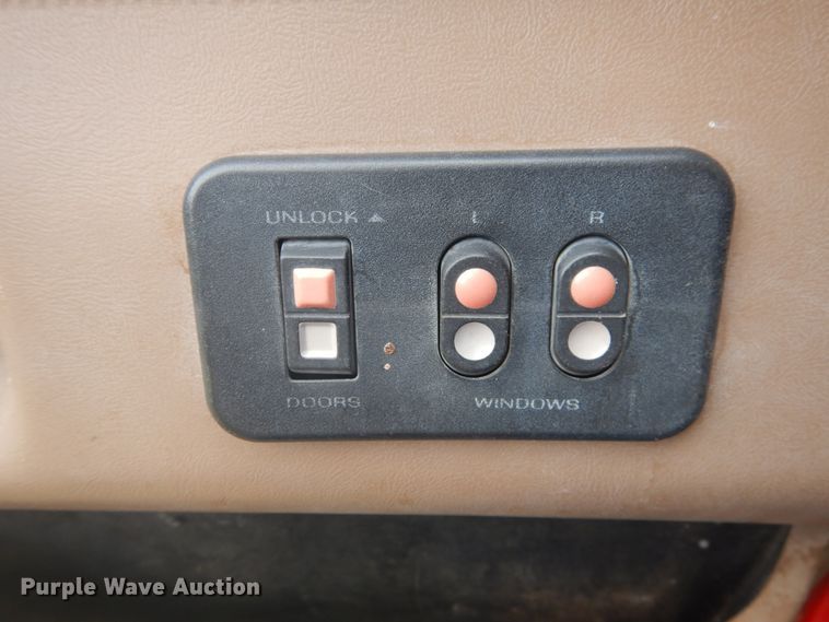 image for item HO9134 1988 Ford F150  pickup truck