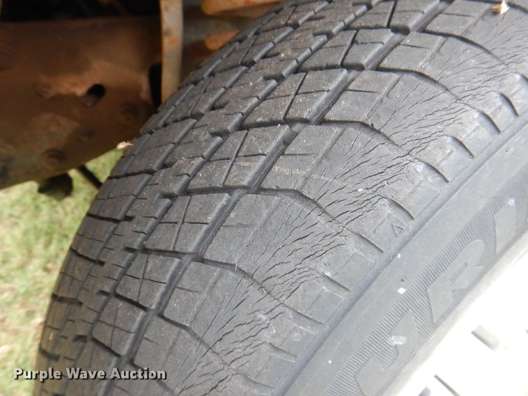 image for item HO9134 1988 Ford F150  pickup truck