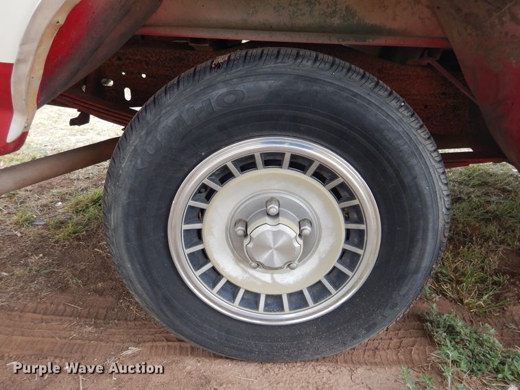 image for item HO9134 1988 Ford F150  pickup truck