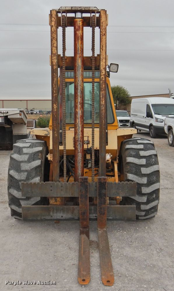 image for item HO9901 1989 John Deere 482C  forklift
