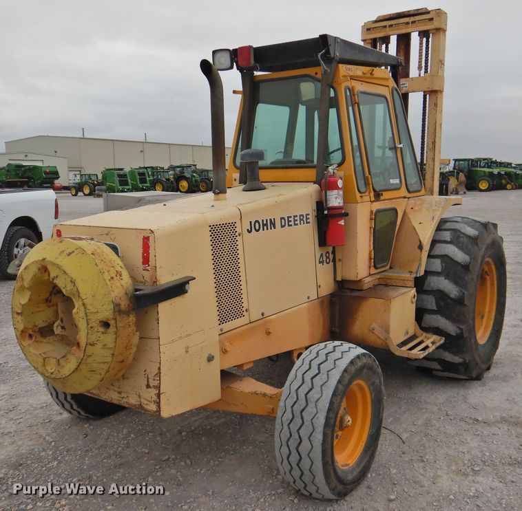 image for item HO9901 1989 John Deere 482C  forklift