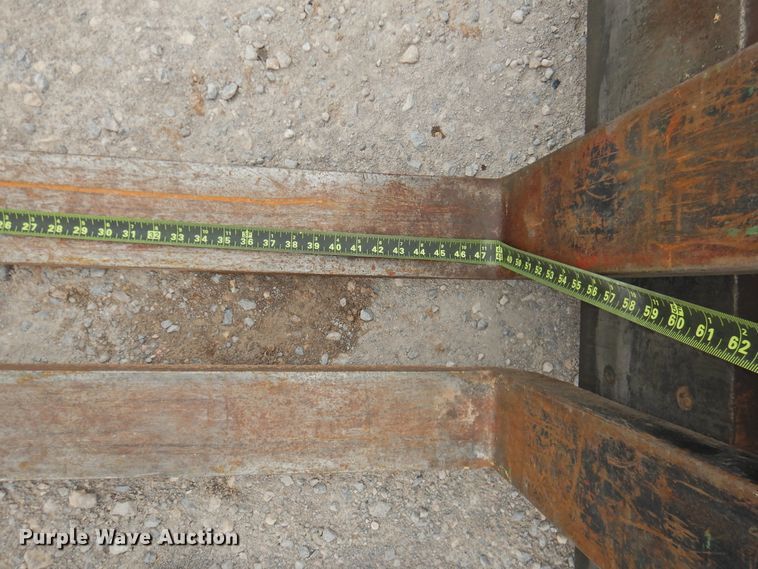 image for item HO9901 1989 John Deere 482C  forklift