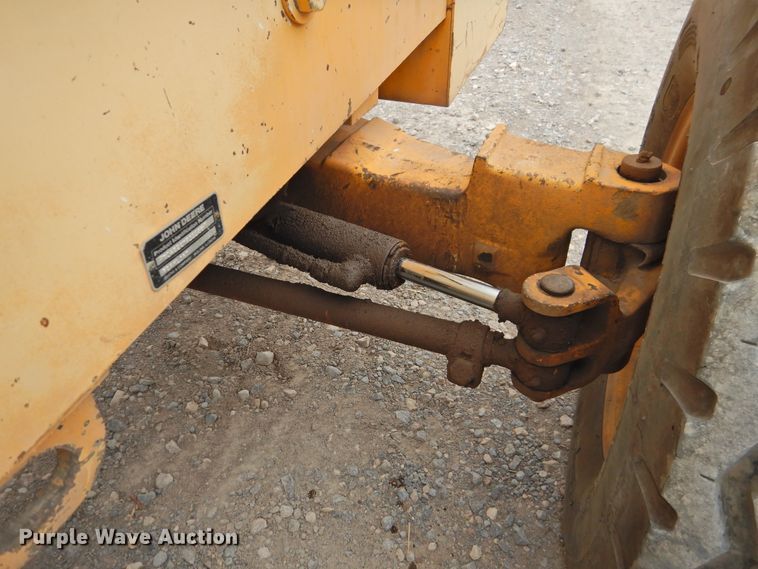 image for item HO9901 1989 John Deere 482C  forklift