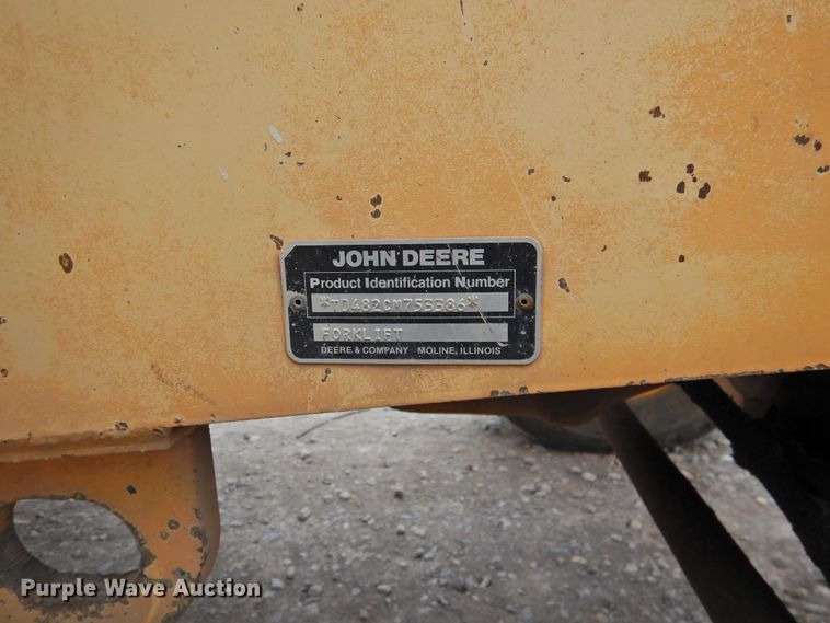 image for item HO9901 1989 John Deere 482C  forklift