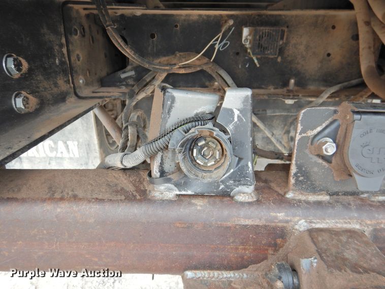 image for item HO9904 2007 Chevrolet C4500  Crew Cab flatbed truck