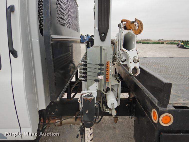 image for item HO9904 2007 Chevrolet C4500  Crew Cab flatbed truck