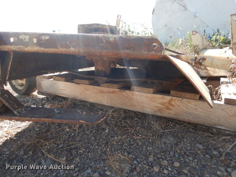 image for item HP9773 International Farmall 100  tractor