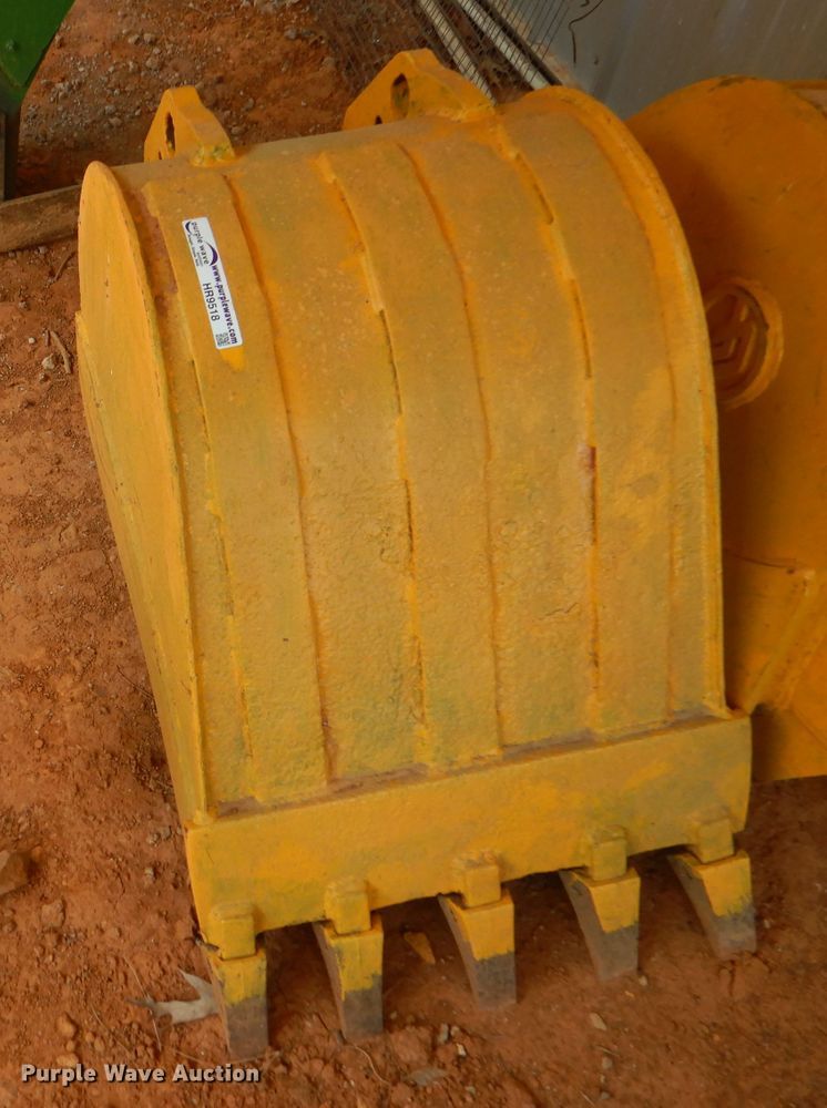 image for item HR9518 24"W backhoe bucket