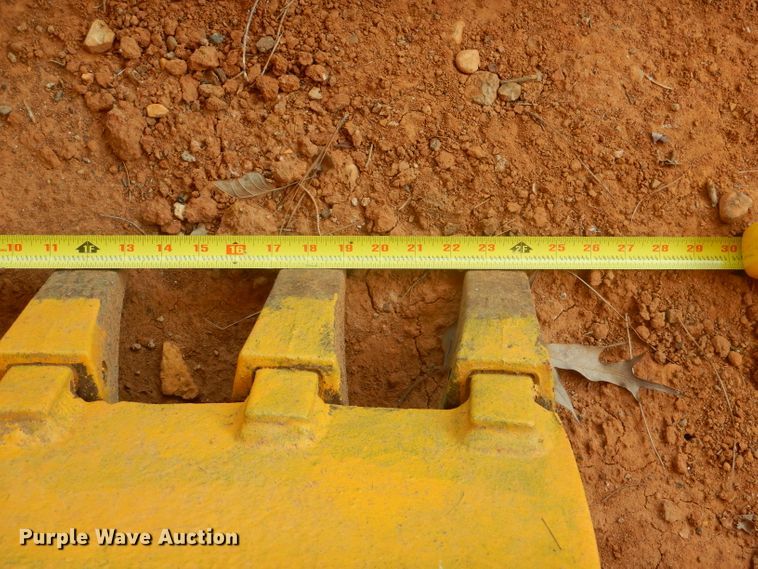 image for item HR9518 24"W backhoe bucket