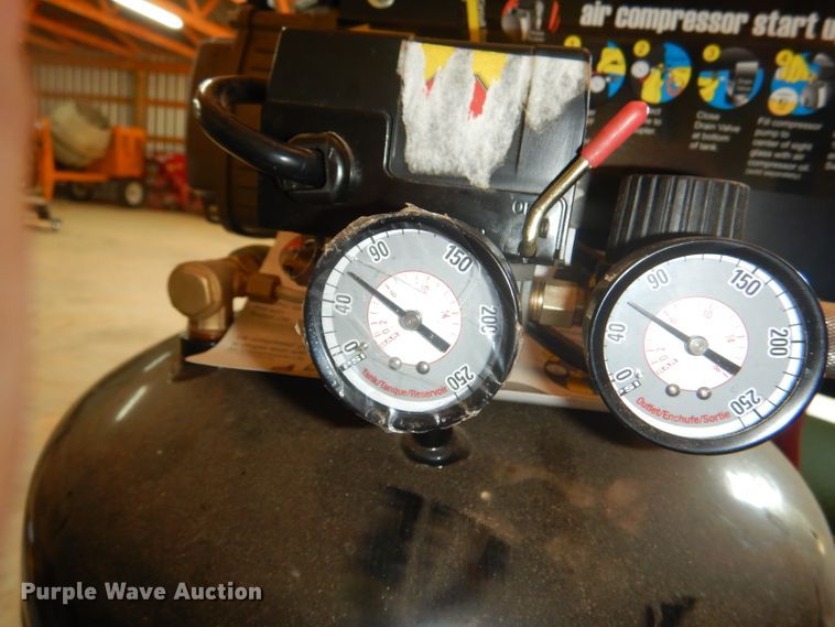 image for item HR9521 Central Pneumatic 61454  air compressor