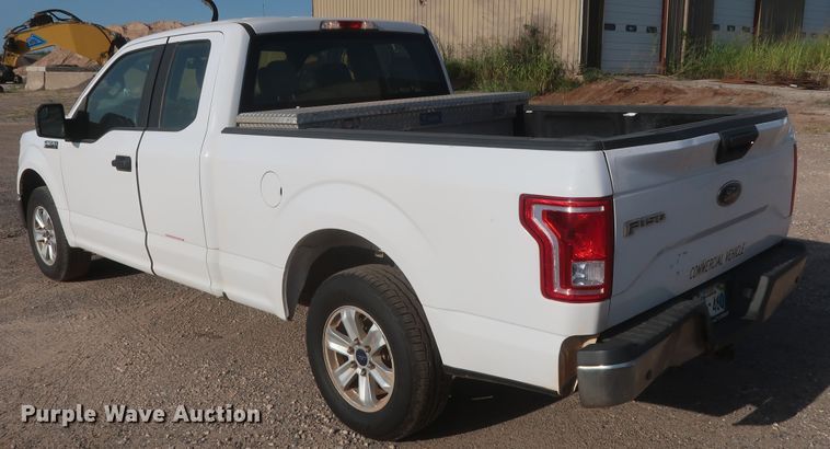 image for item HT9675 2017 Ford F150 XL  SuperCab pickup truck