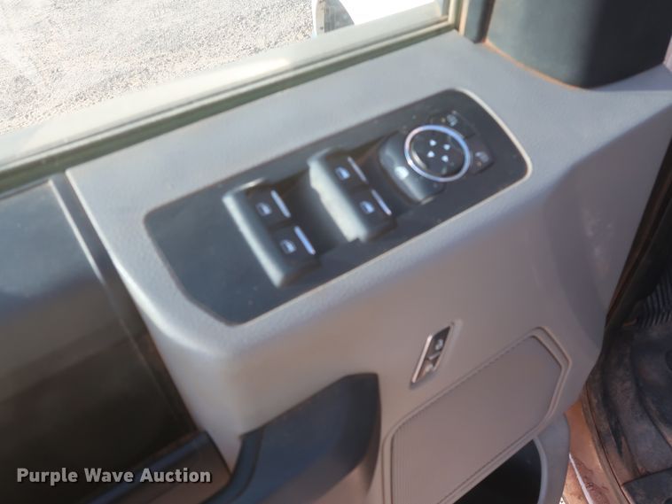 image for item HT9675 2017 Ford F150 XL  SuperCab pickup truck