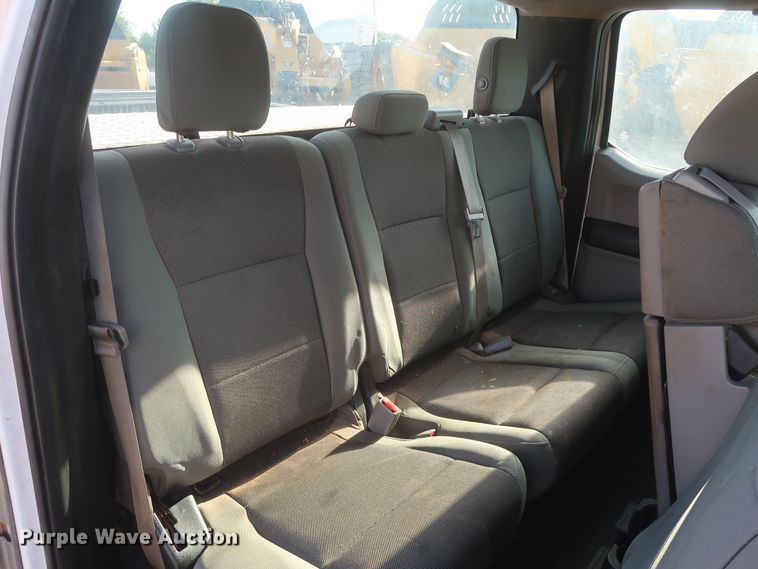 image for item HT9675 2017 Ford F150 XL  SuperCab pickup truck