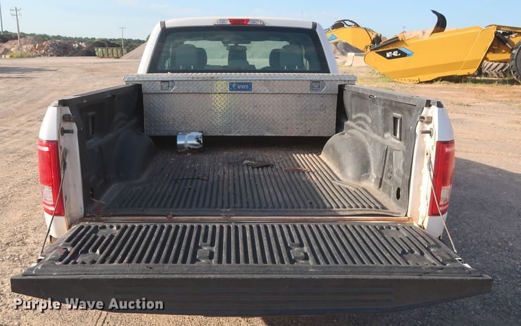 image for item HT9675 2017 Ford F150 XL  SuperCab pickup truck