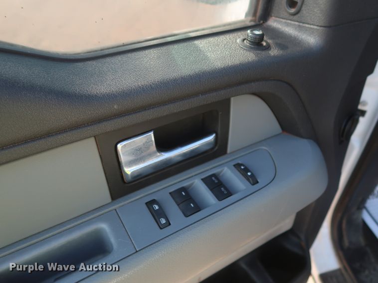 image for item HT9678 2014 Ford F150 XLT  SuperCrew pickup truck