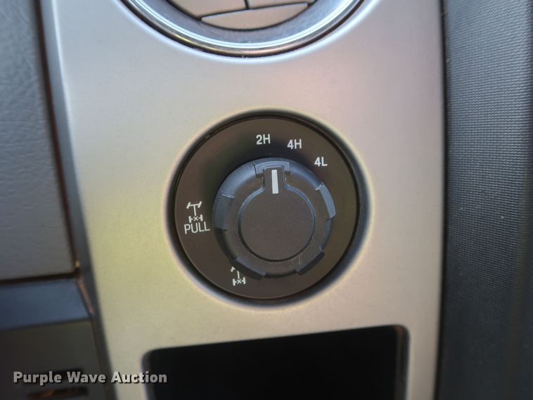 image for item HT9678 2014 Ford F150 XLT  SuperCrew pickup truck