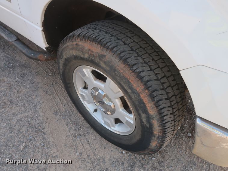 image for item HT9678 2014 Ford F150 XLT  SuperCrew pickup truck