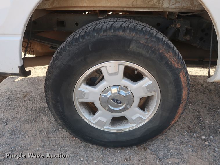 image for item HT9678 2014 Ford F150 XLT  SuperCrew pickup truck