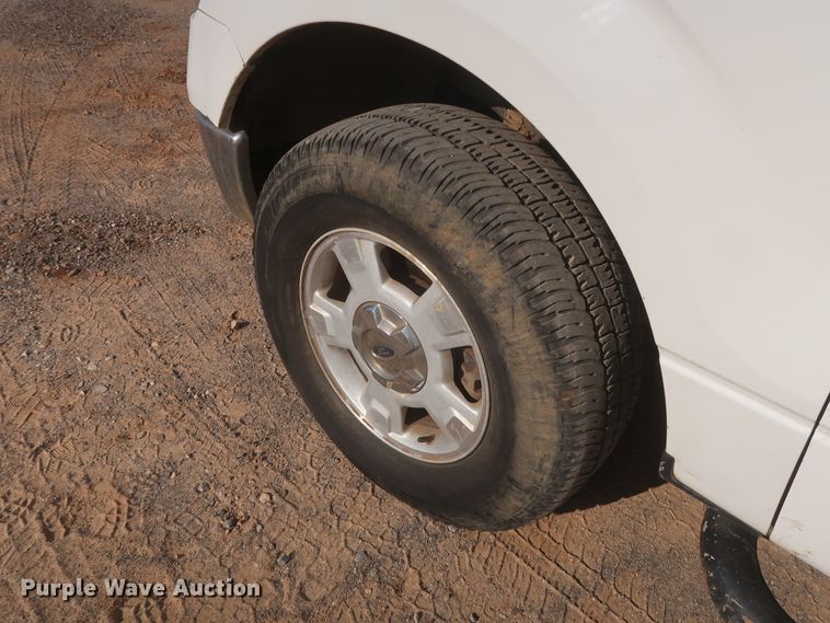 image for item HT9678 2014 Ford F150 XLT  SuperCrew pickup truck