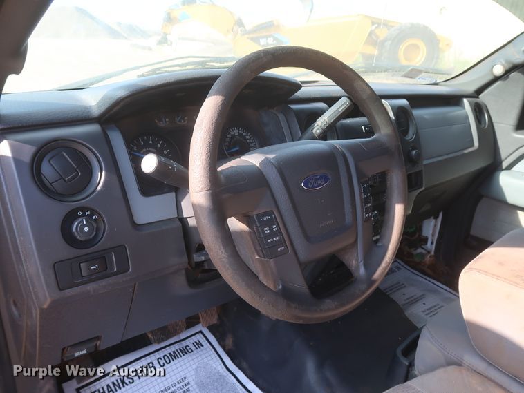 image for item HT9679 2013 Ford F150 XL  SuperCrew pickup truck